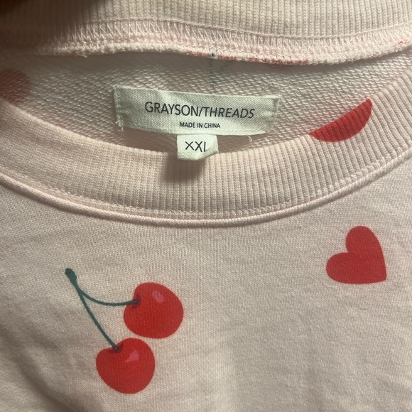 GRAYSON THREADS XXL CHERRY HEARTS SWEATSHIRT VALENTINES DAY PINK #868 - Picture 3 of 4